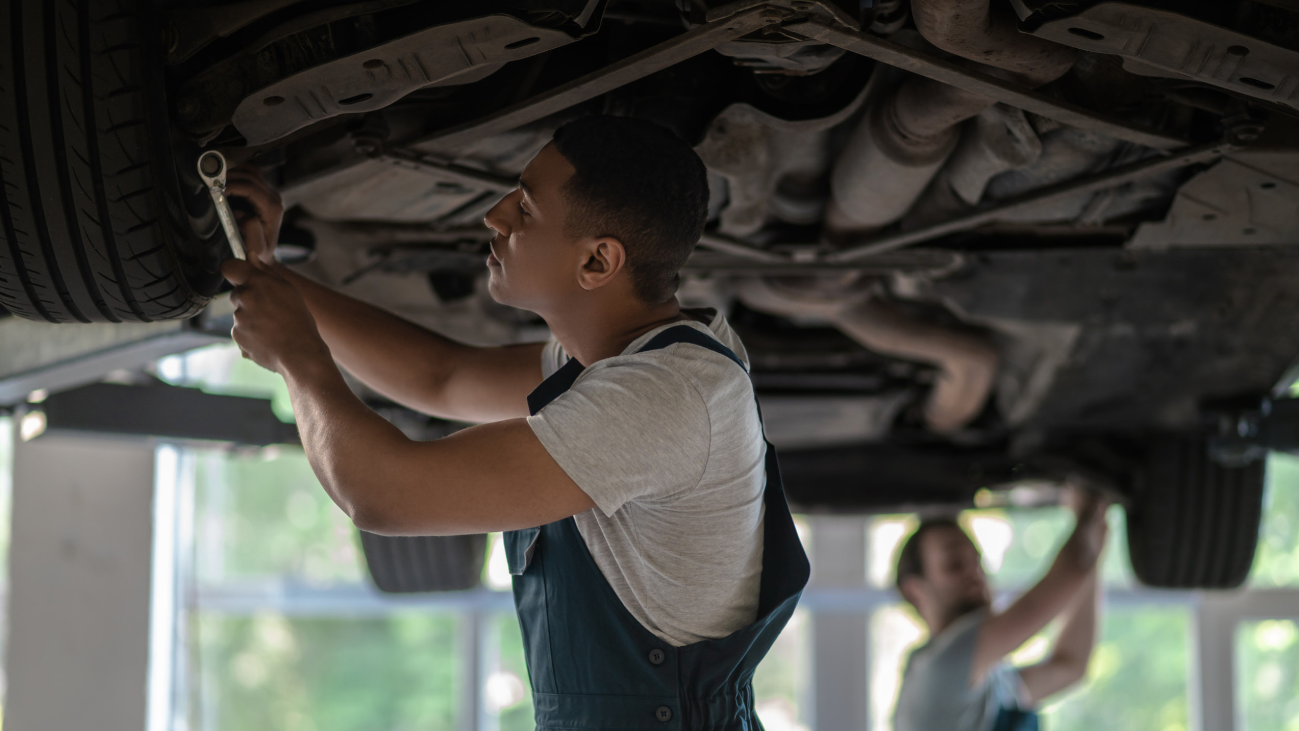 Guide étape par étape pour entretenir votre voiture comme un pro